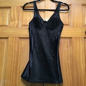 Crown-ette Black Shapewear 40B 40C 40D